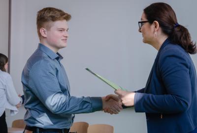 Slavnostní předání Cambridge certifikátů