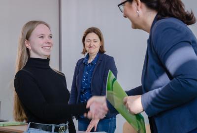 Slavnostní předání Cambridge certifikátů