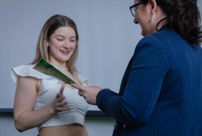 Slavnostní předání Cambridge certifikátů