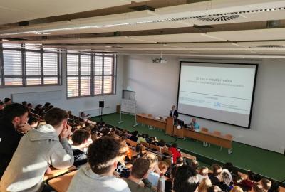 Přednáška MUDr. T. Novotného - 3D tisk a VR v ortopedii