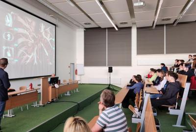 Přednáška MUDr. T. Novotného - 3D tisk a VR v ortopedii