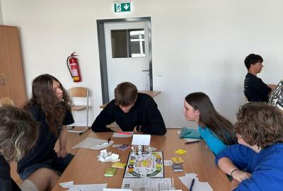 Games in English (jaro 2025)