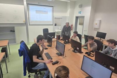 Digitální platformy a AI jako pomocník žáka a učitele (jaro 2026)