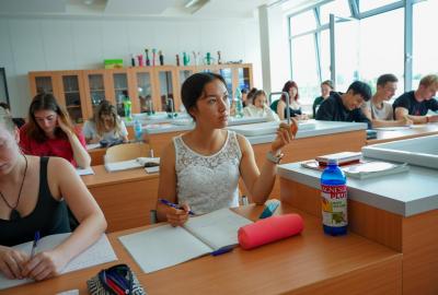Aula, odborné učebny, laboratoře a školní minipivovar