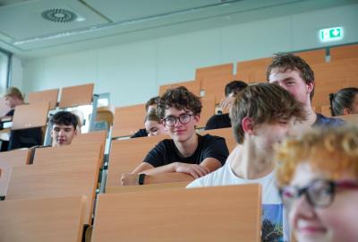 Aula, odborné učebny, laboratoře a školní minipivovar