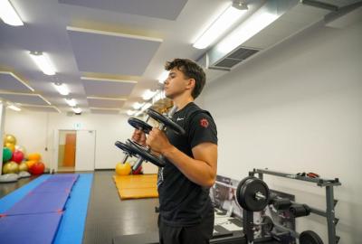 Tělocvičny, sportoviště a posilovna